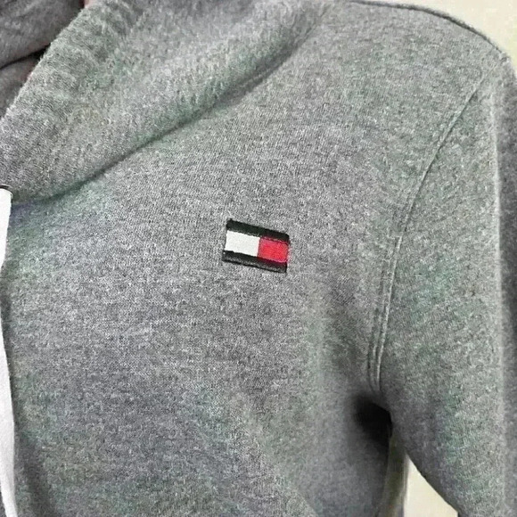 Tommy Hilfiger Sport long sleeve sweater pullover Women's Size M - Picture 9 of 12